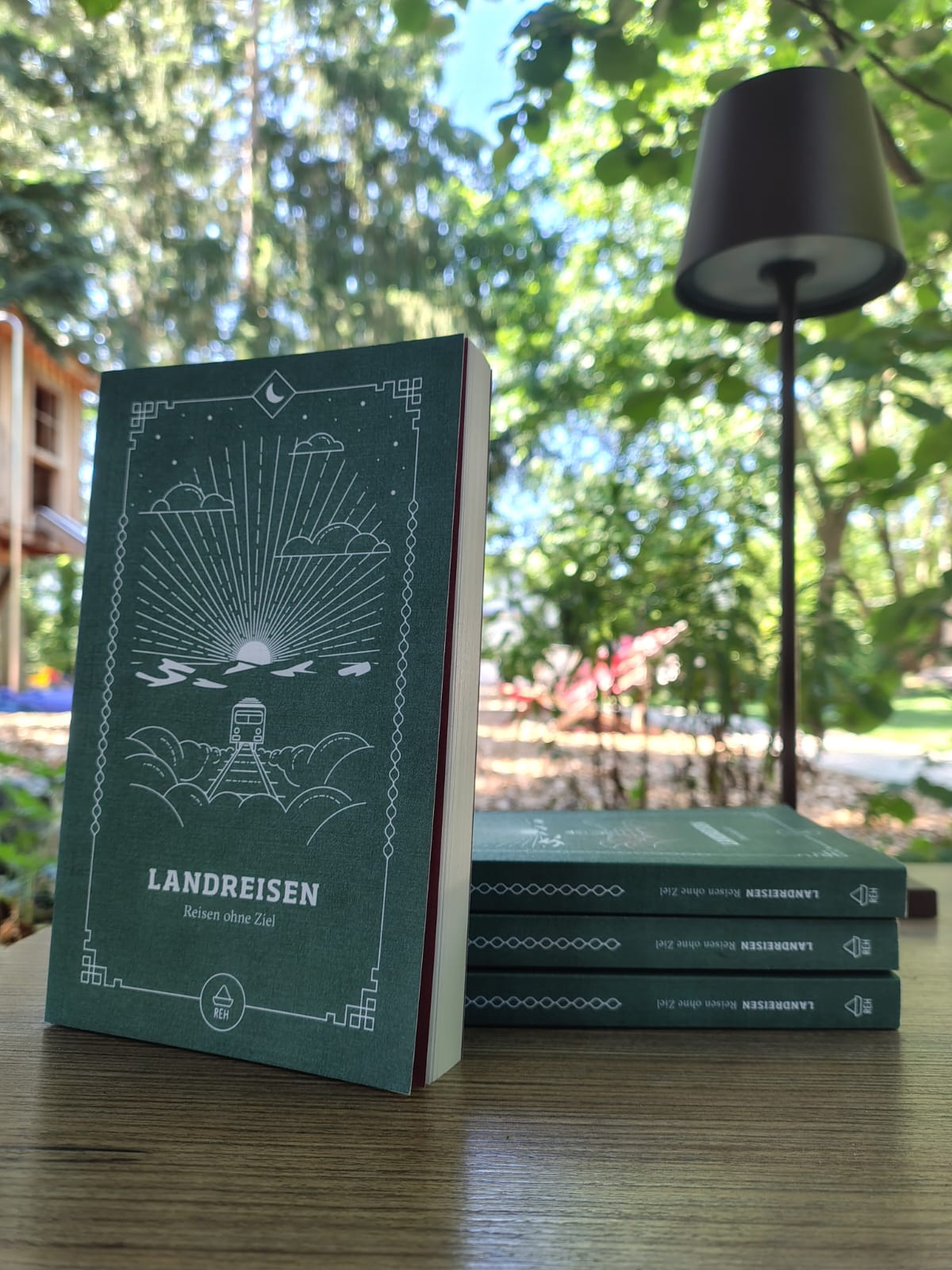 Richard Kaufmanns Buch 'Landreisen – Reisen ohne Ziel' präsentiert im Hotel Knorz